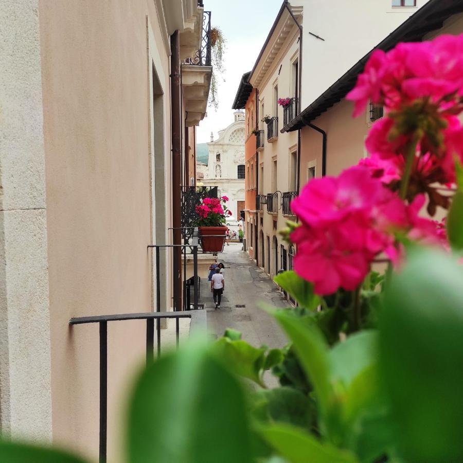 La Terrazza Del Quarto Λ' Άκουιλα Εξωτερικό φωτογραφία