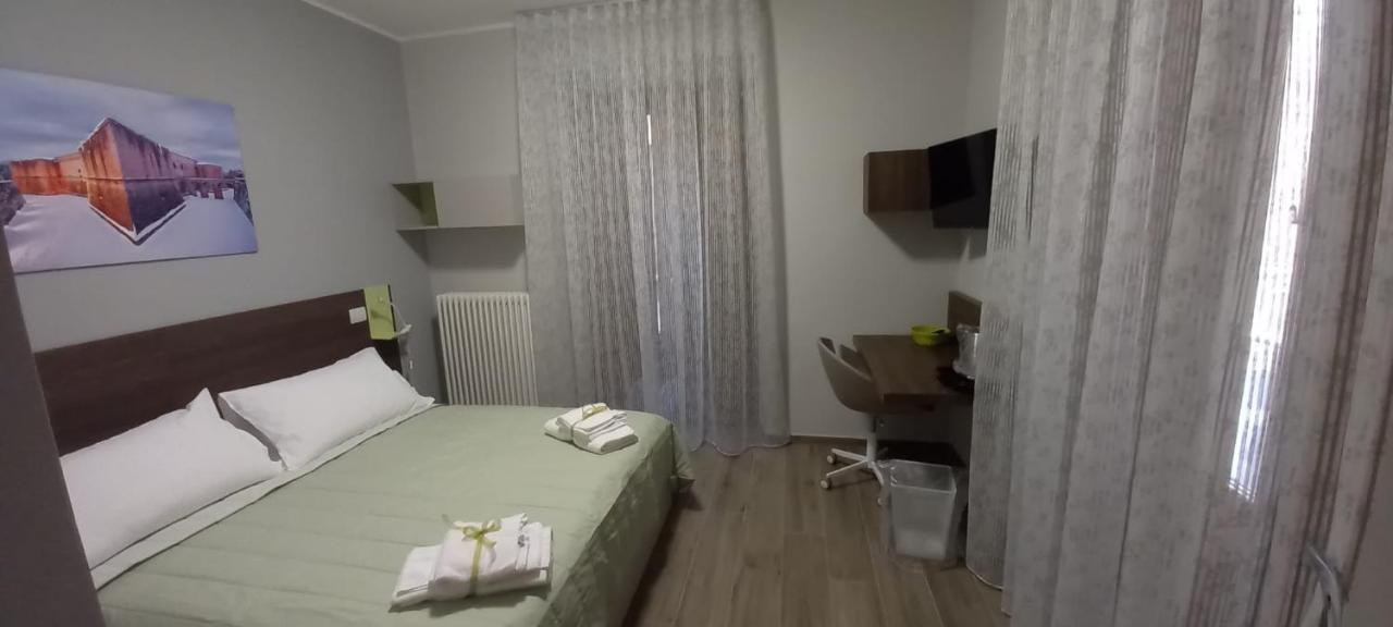 La Terrazza Del Quarto Λ' Άκουιλα Εξωτερικό φωτογραφία