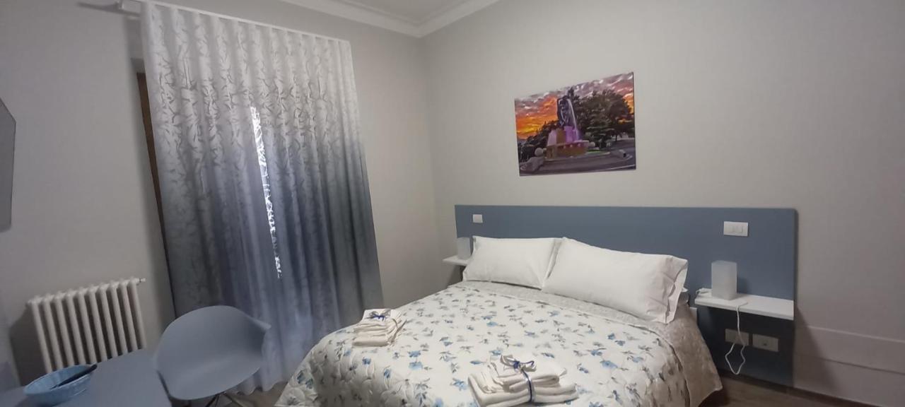 La Terrazza Del Quarto Λ' Άκουιλα Εξωτερικό φωτογραφία